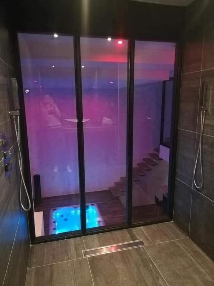 Magnifique Loft Avec Jacuzzi Et Sauna Privatif Ferriere-la-Grande Екстериор снимка